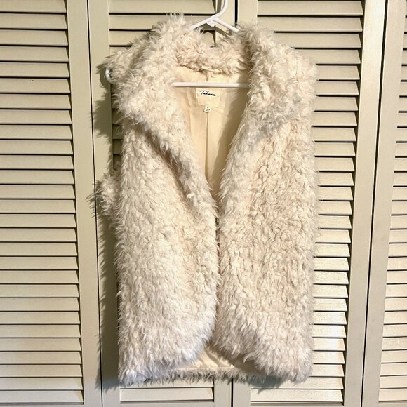 Takara Jackets & Blazers - Takara Faux Fur Vest * Size Large * Cream * Lined * Single Hook Closure